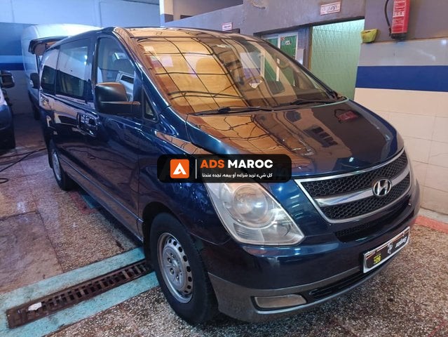 Hyundai H1 9 Places