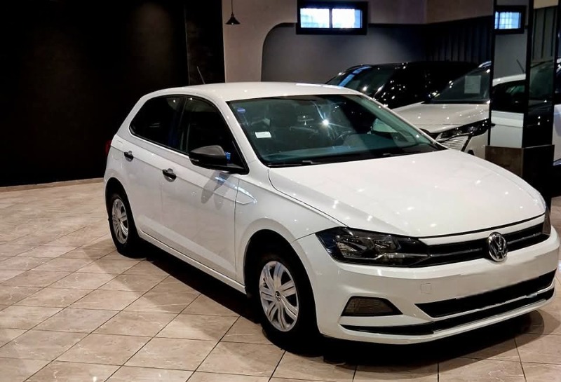 Volkswagen Polo Essence 2021