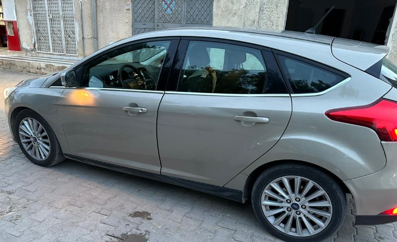 Ford FOCUS Essence 2018 FULL OPTION