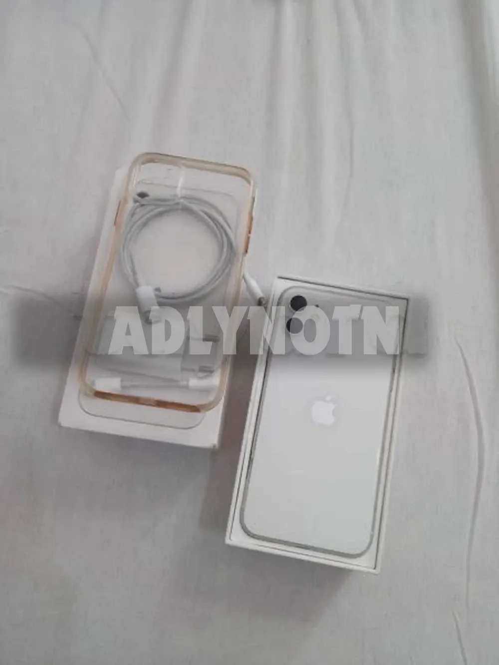 iPHONE 11 64GB BLANC