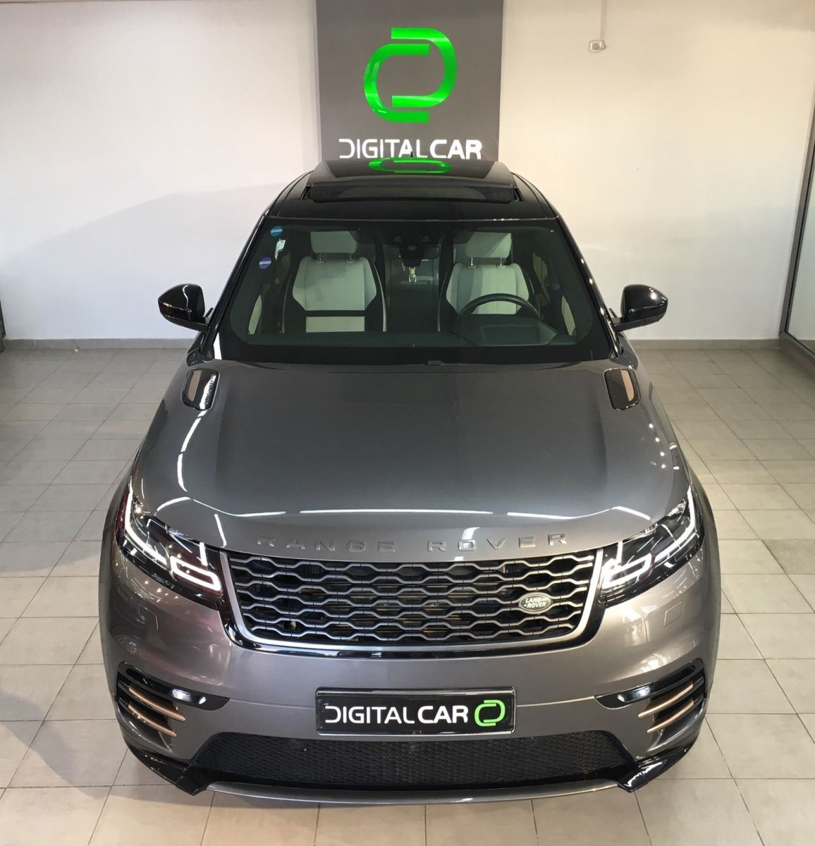 Land Rover Range Rover Velar R-Dynamic