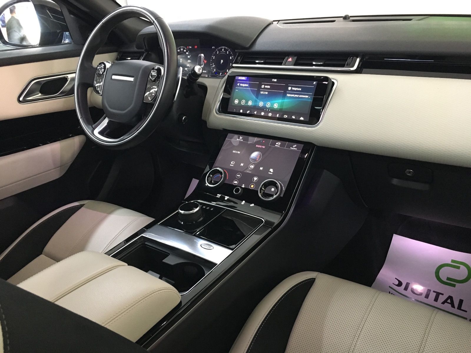 Land Rover Range Rover Velar R-Dynamic