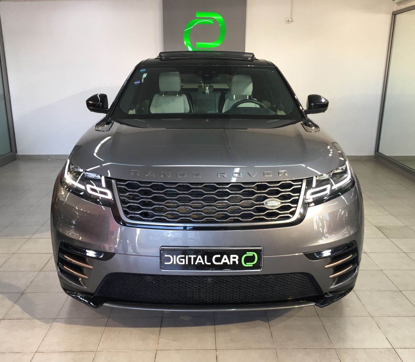 Land Rover Range Rover Velar R-Dynamic