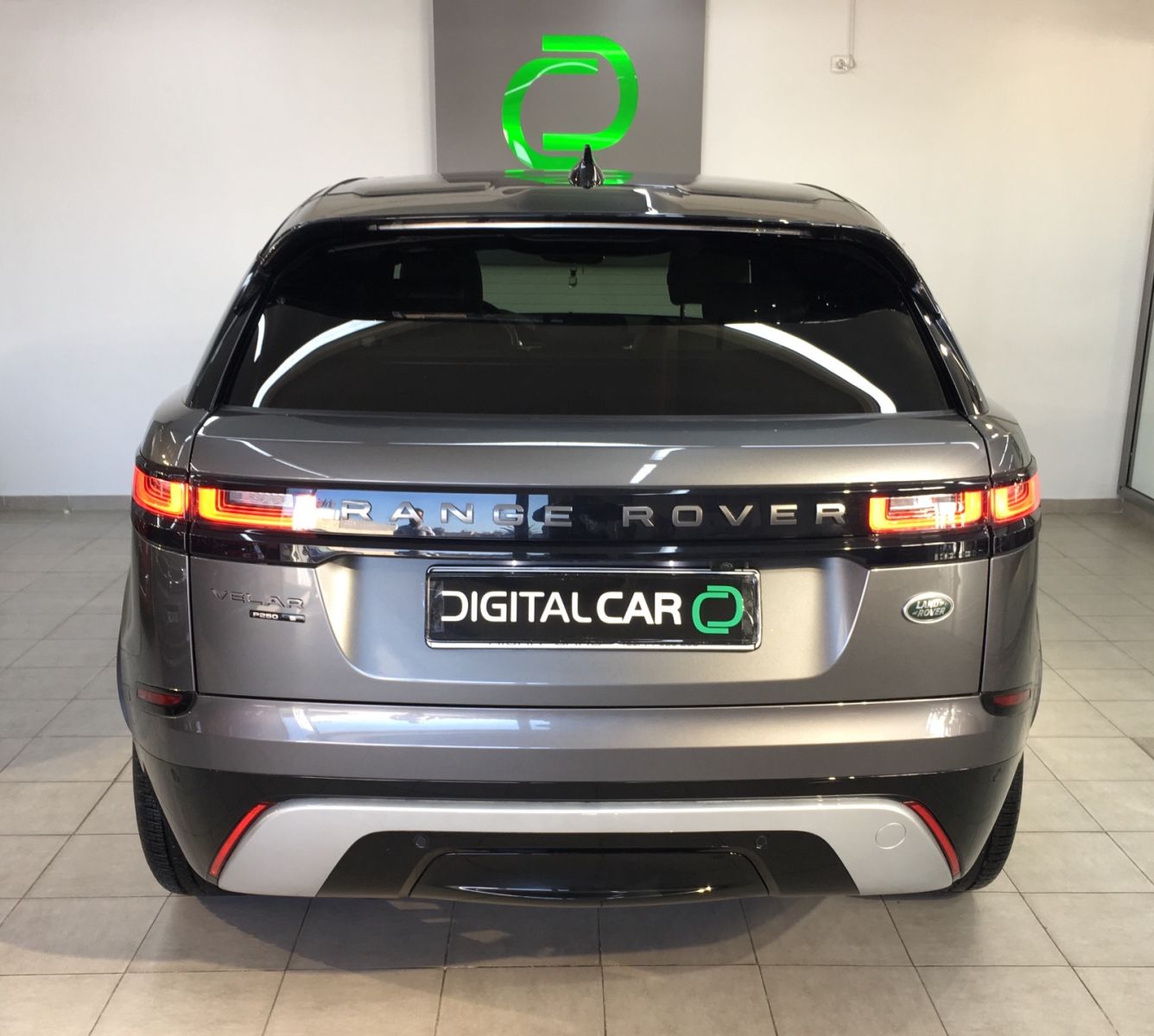 Land Rover Range Rover Velar R-Dynamic