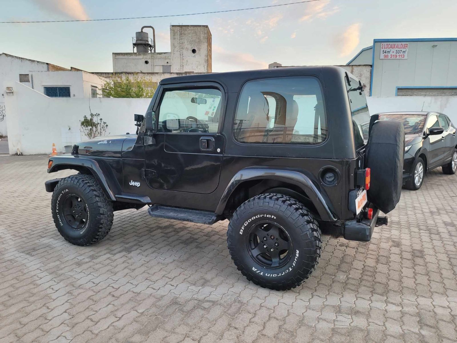 Jeep Wrangler Sahara