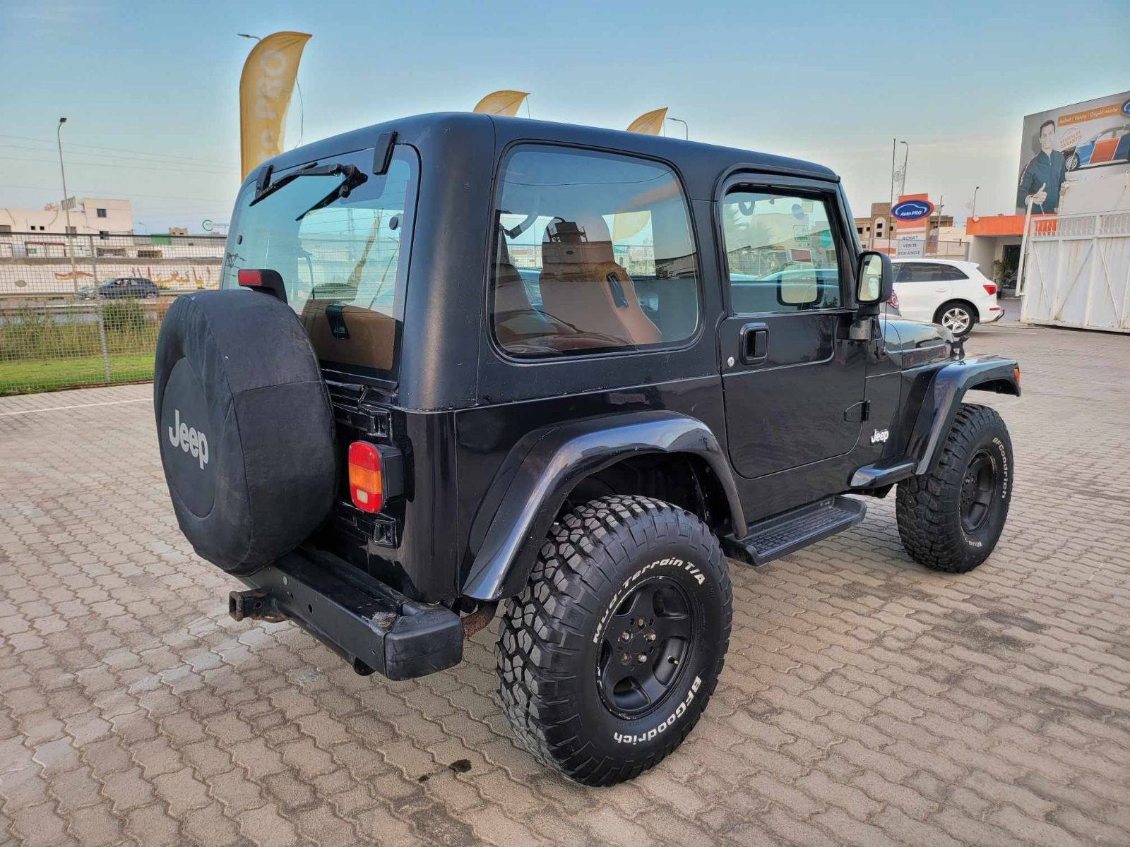 Jeep Wrangler Sahara