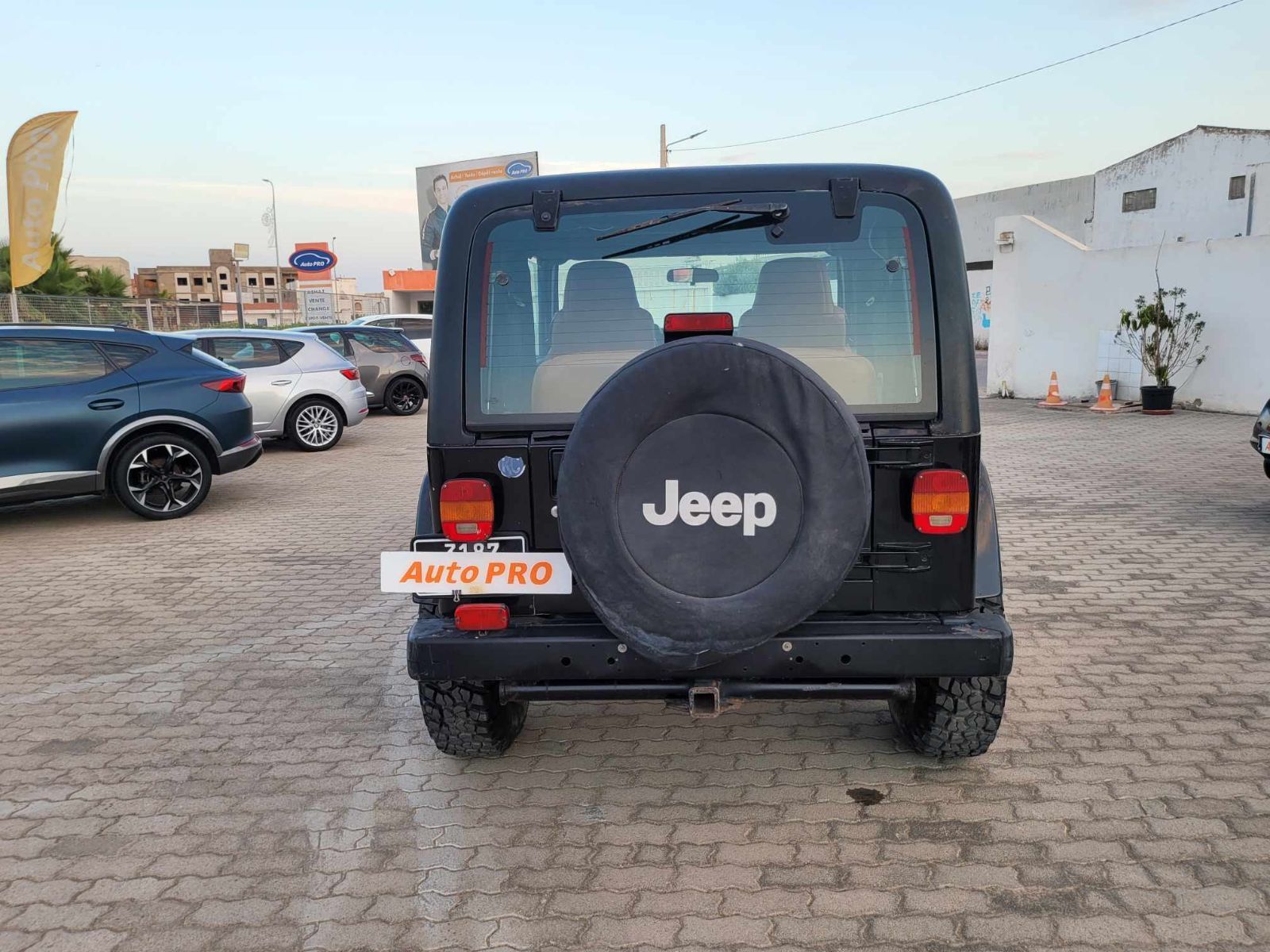 Jeep Wrangler Sahara