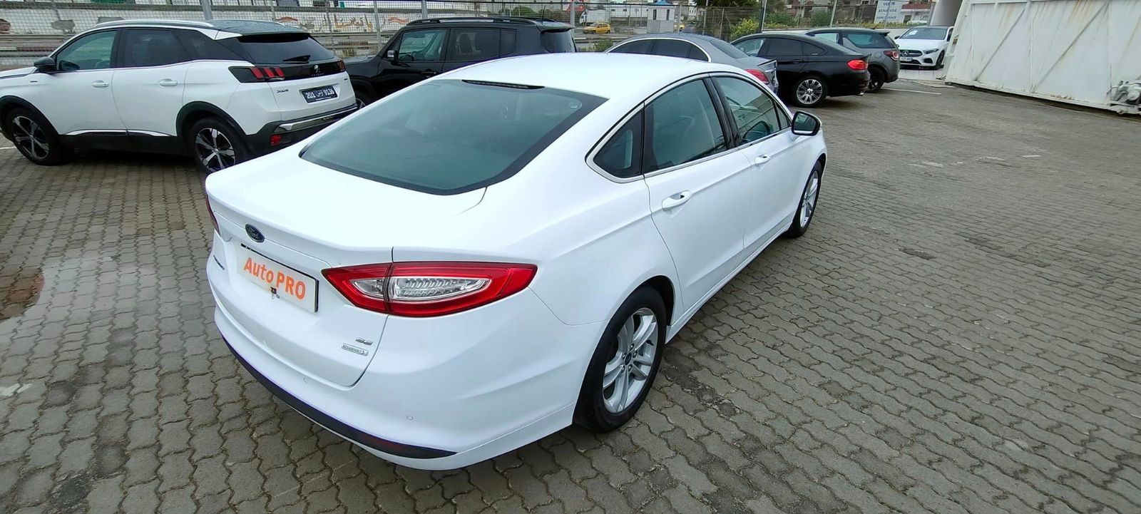 Ford Fusion 