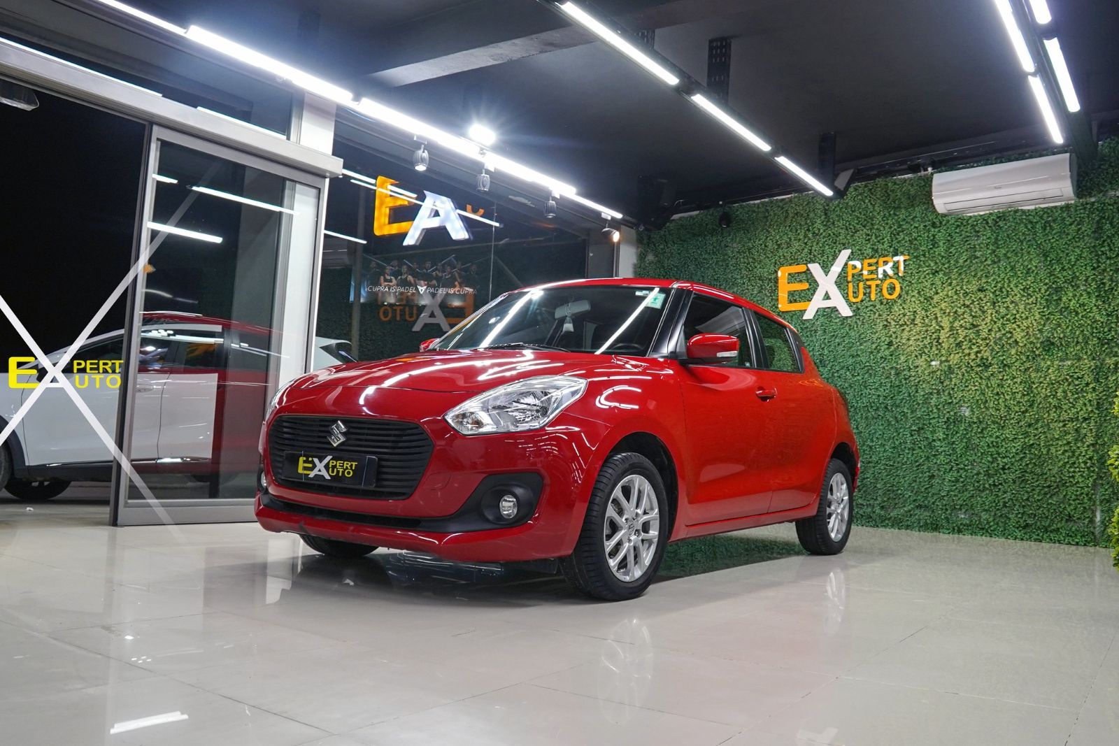 SUZUKI DZIRE PREMIÈRE MAIN EN TRÈS BON ÉTAT