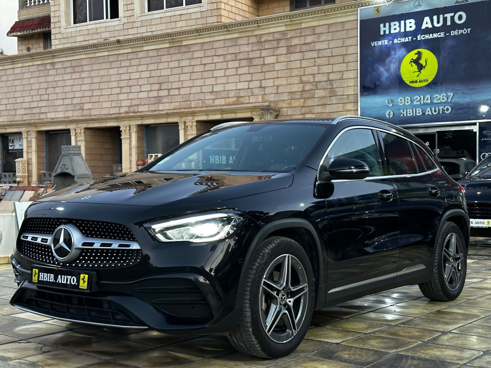 Mercedes-Benz GLA 250e Pack AMG