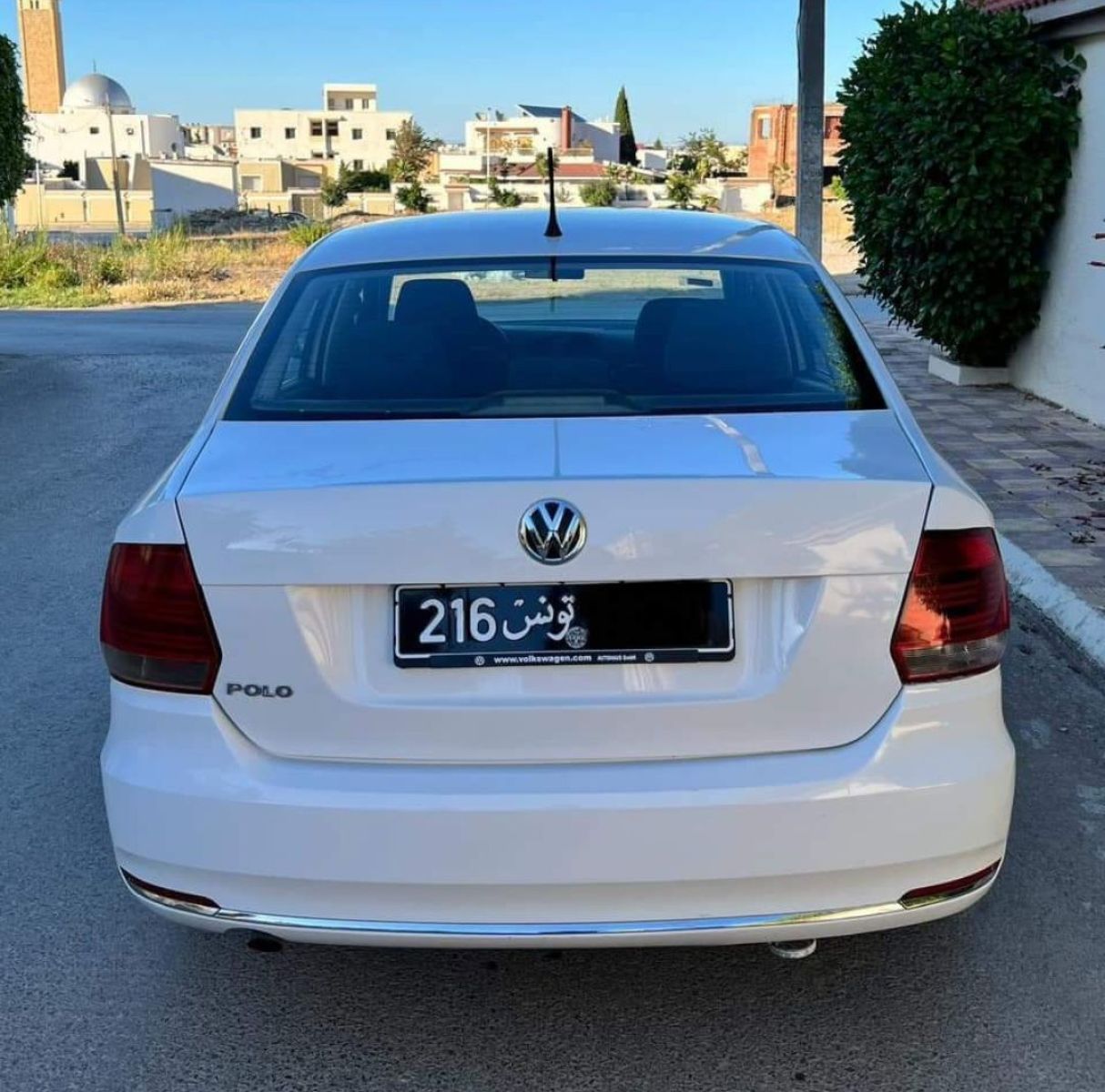 Volkswagen Polo Sedan 