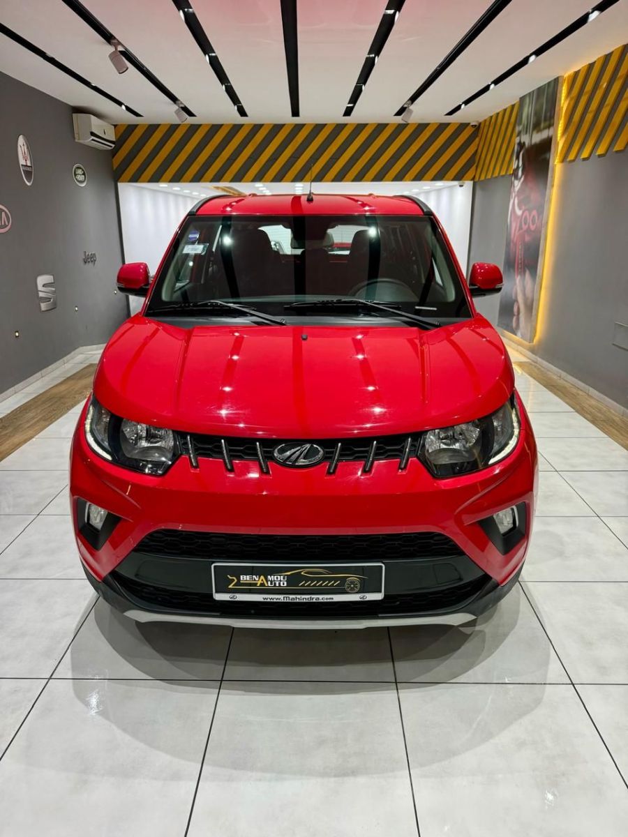 Mahindra KUV 100 K6+