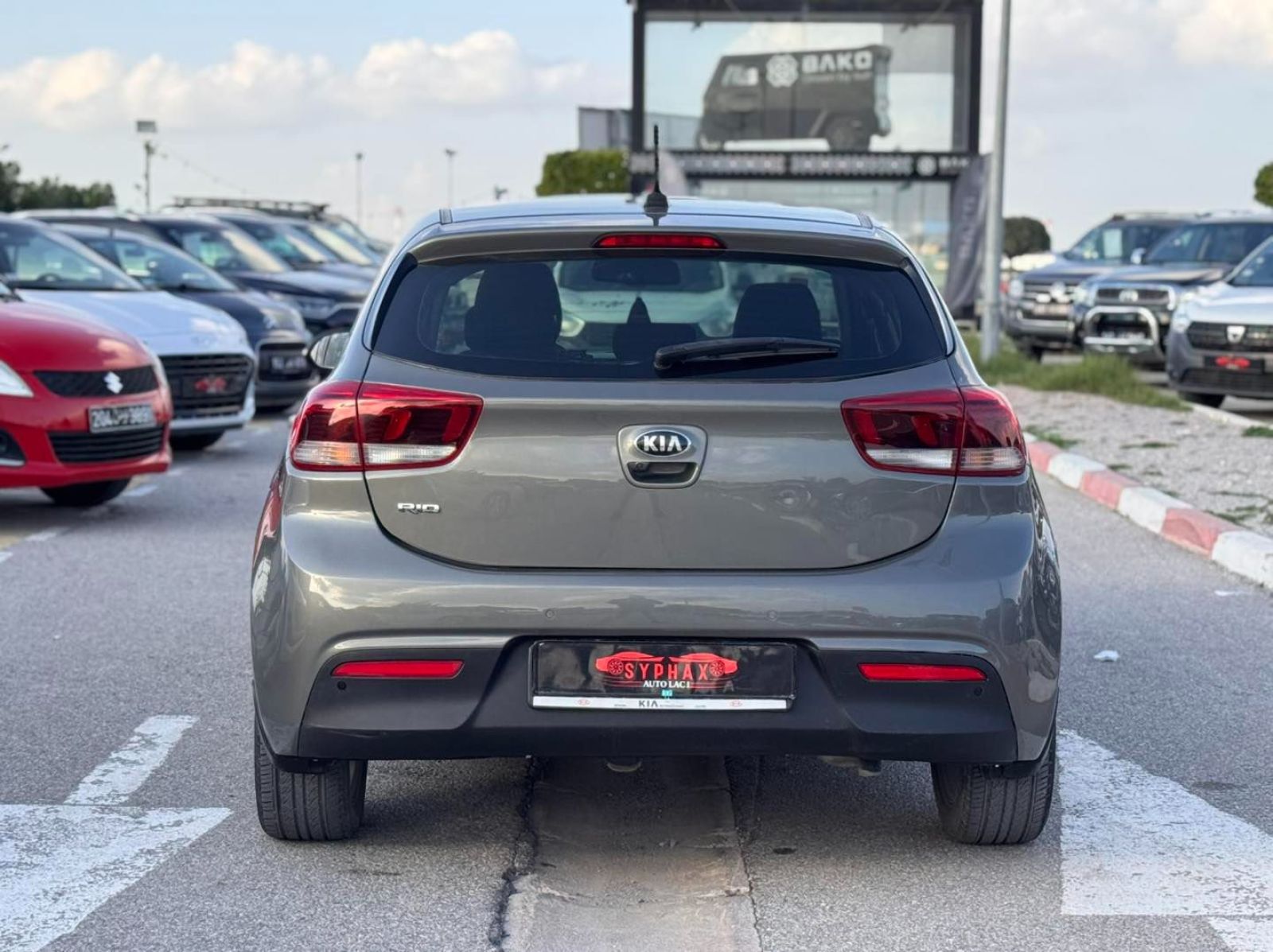 KIA Rio 5p SX Plus