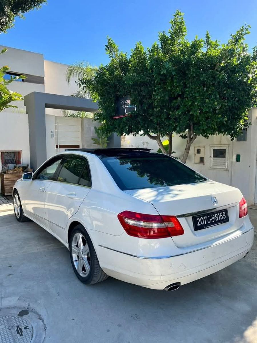 Mercedes-Benz Classe E 220 cdi