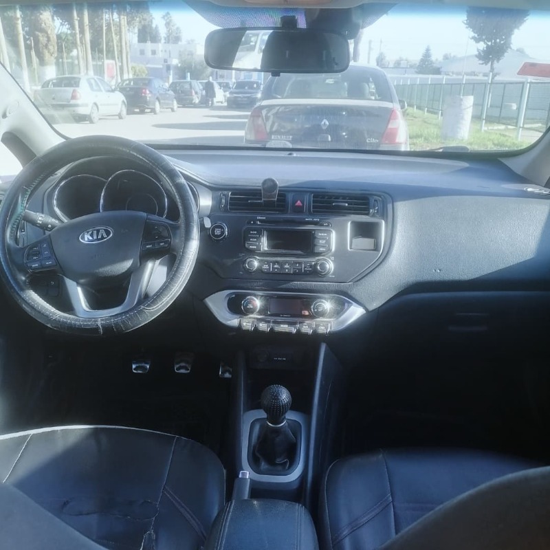 Kia RIO Essence 2014