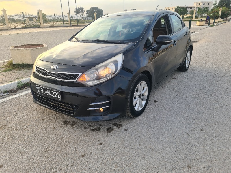 Kia RIO Essence 2015