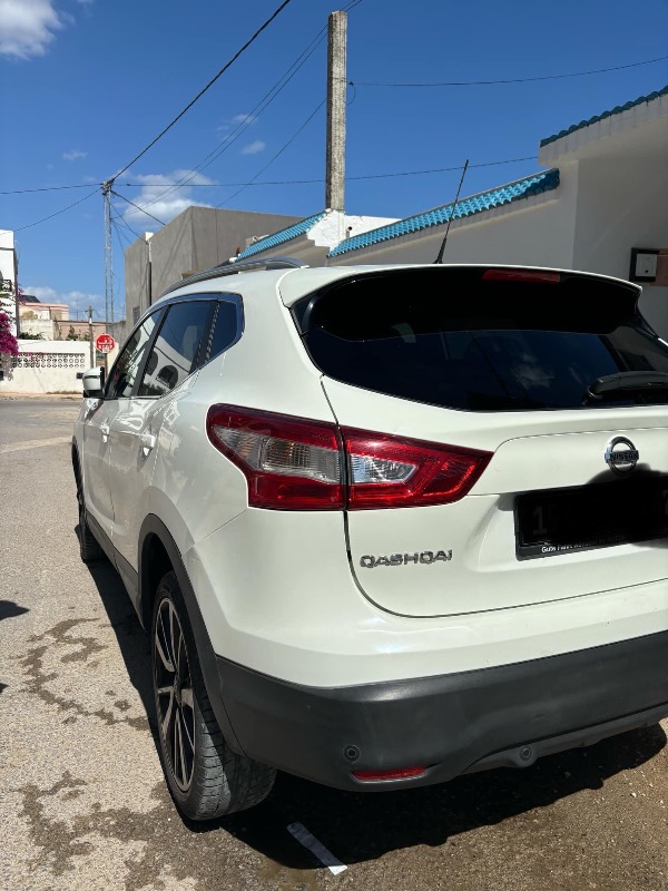 Nissan Qashqai Essence 2016