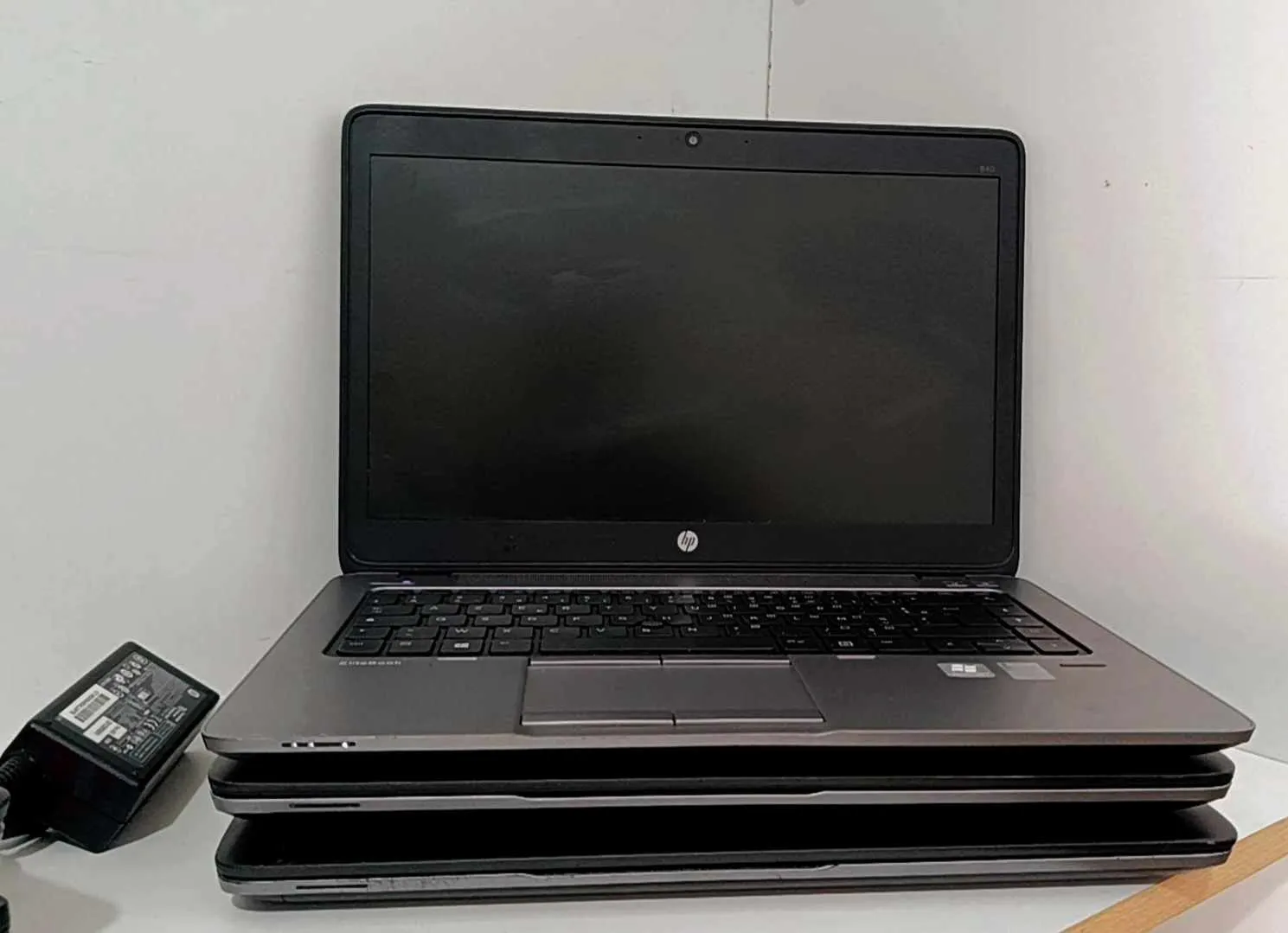  03 Pc Portable i7-8Gb a vendre 