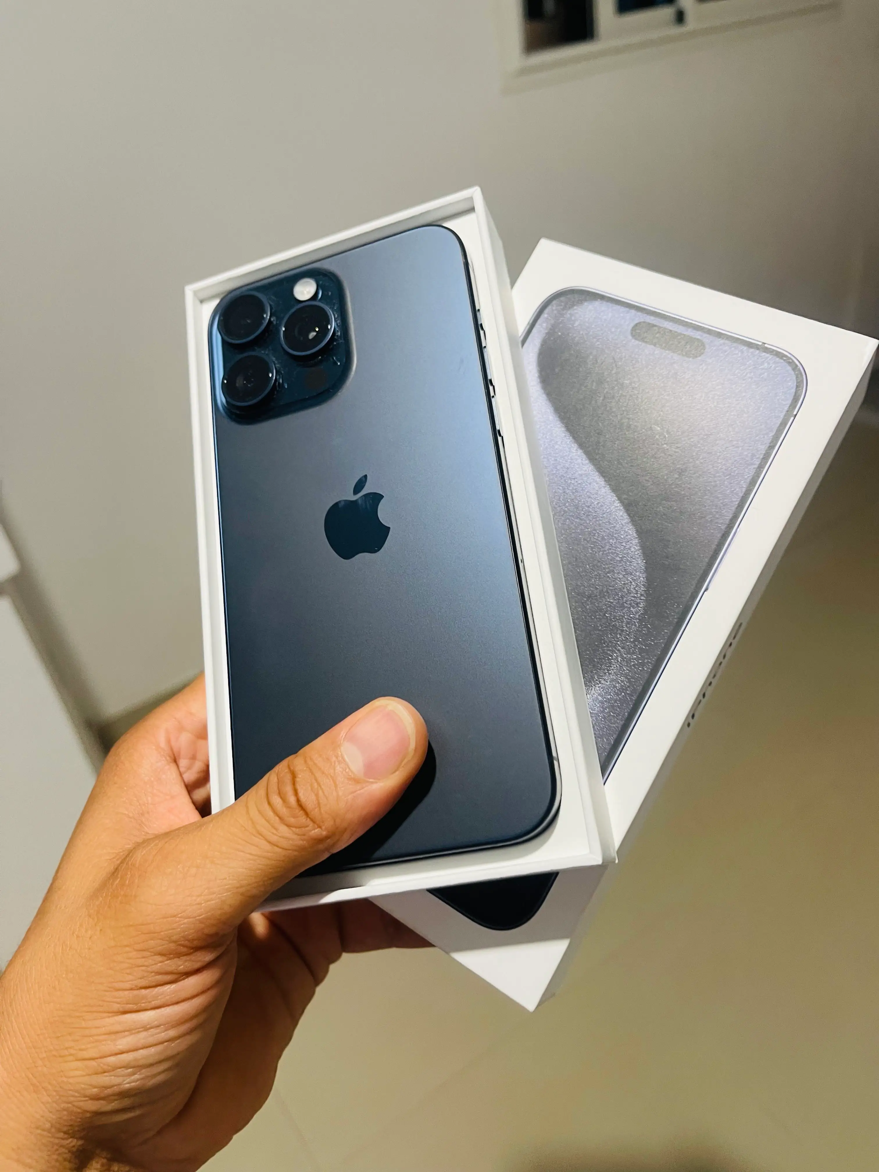  Iphone 15 pro max validé 