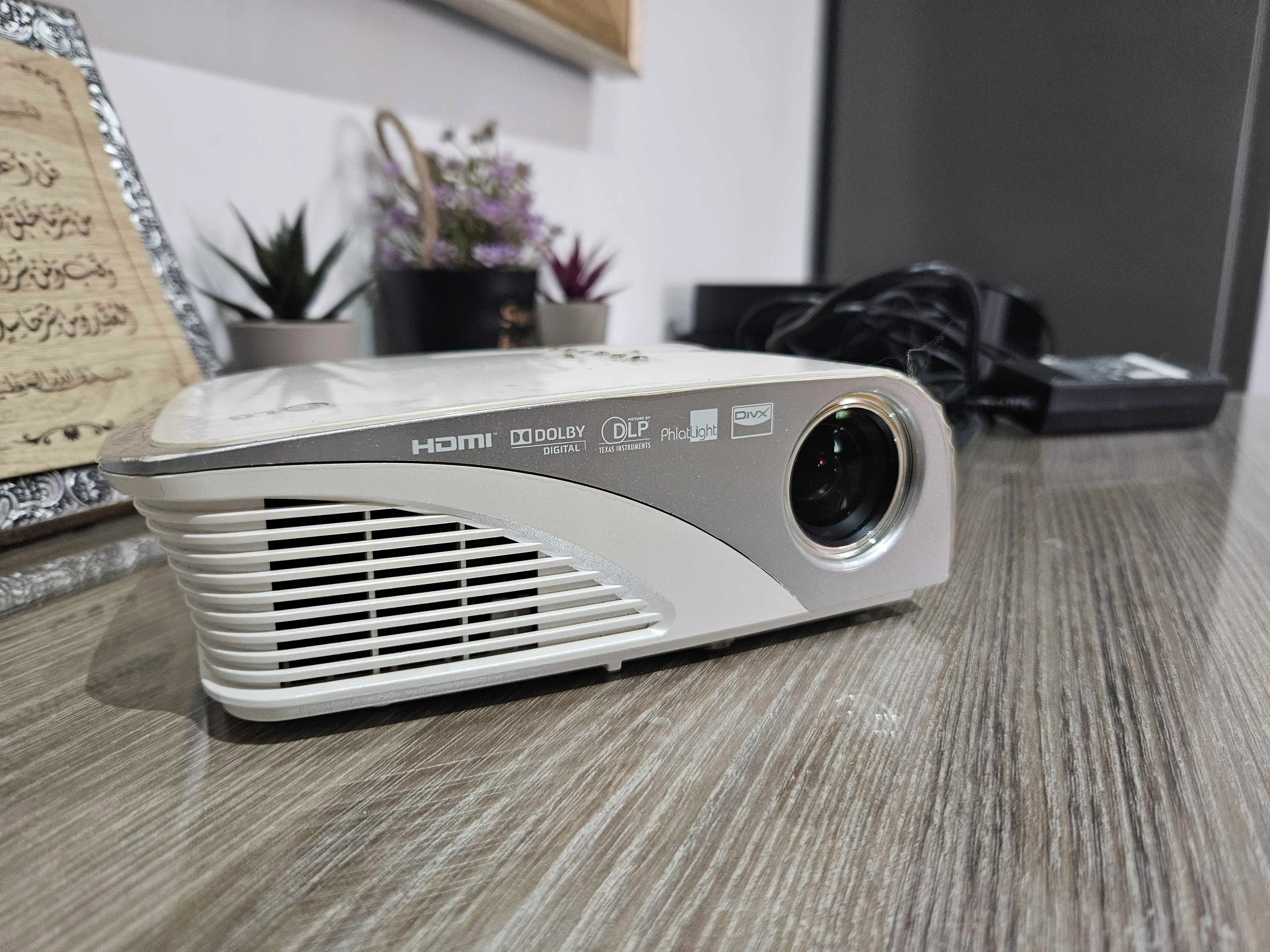  Mini video projecteur LG 