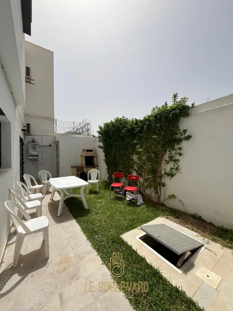  A Louer Villa Duplex S+4 Avec Piscine à Cité Diamant, Hammamet Nord 