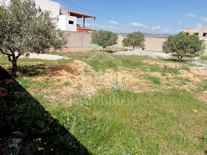  Terrain clôturé de 687 m² à vendre à 125 MD à Hammamet Sud 51355351 