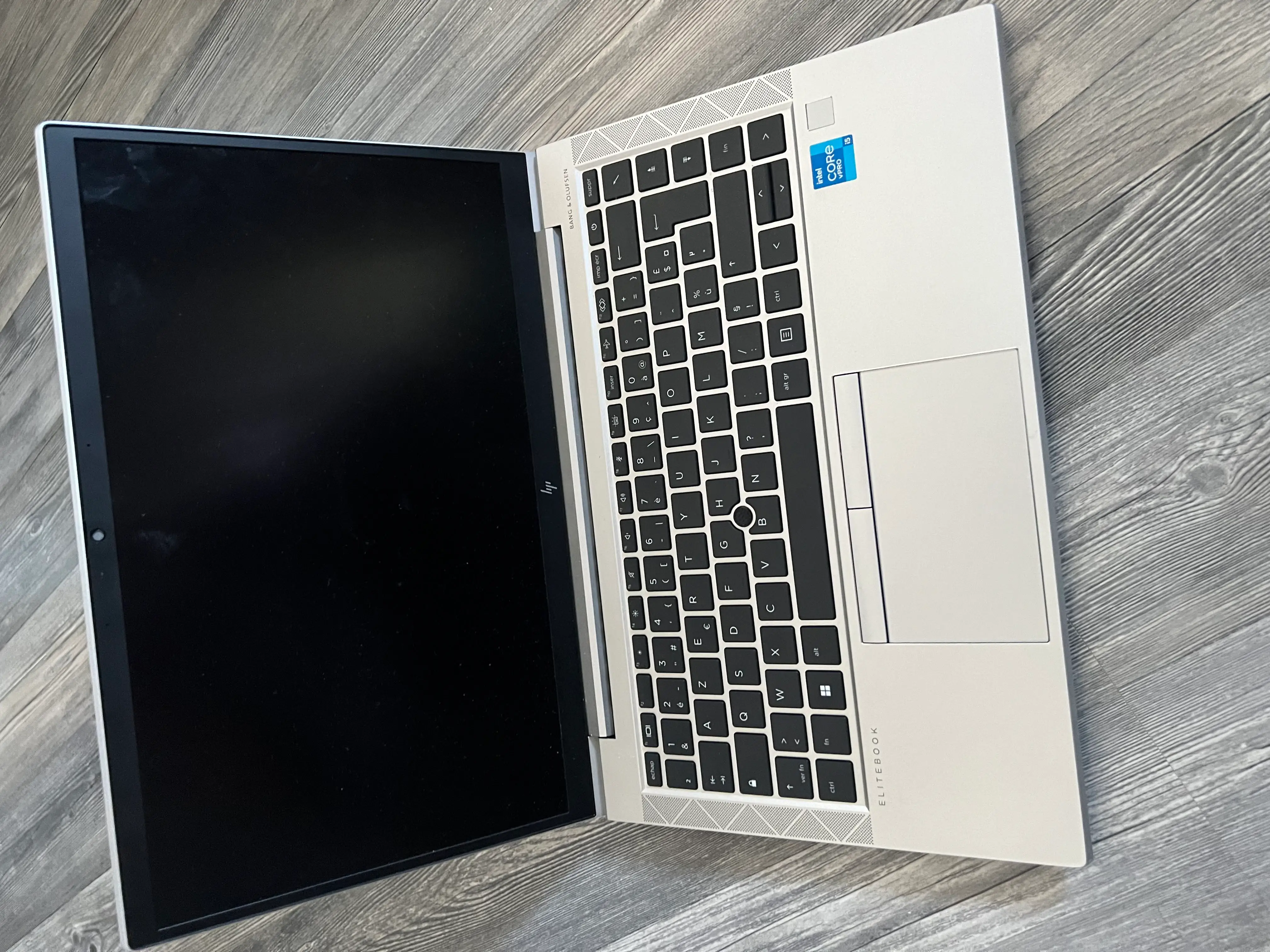  HP elitebook 840 g8 