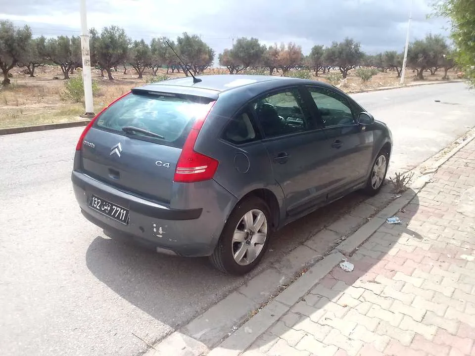 Opel Corsa Essence 2006