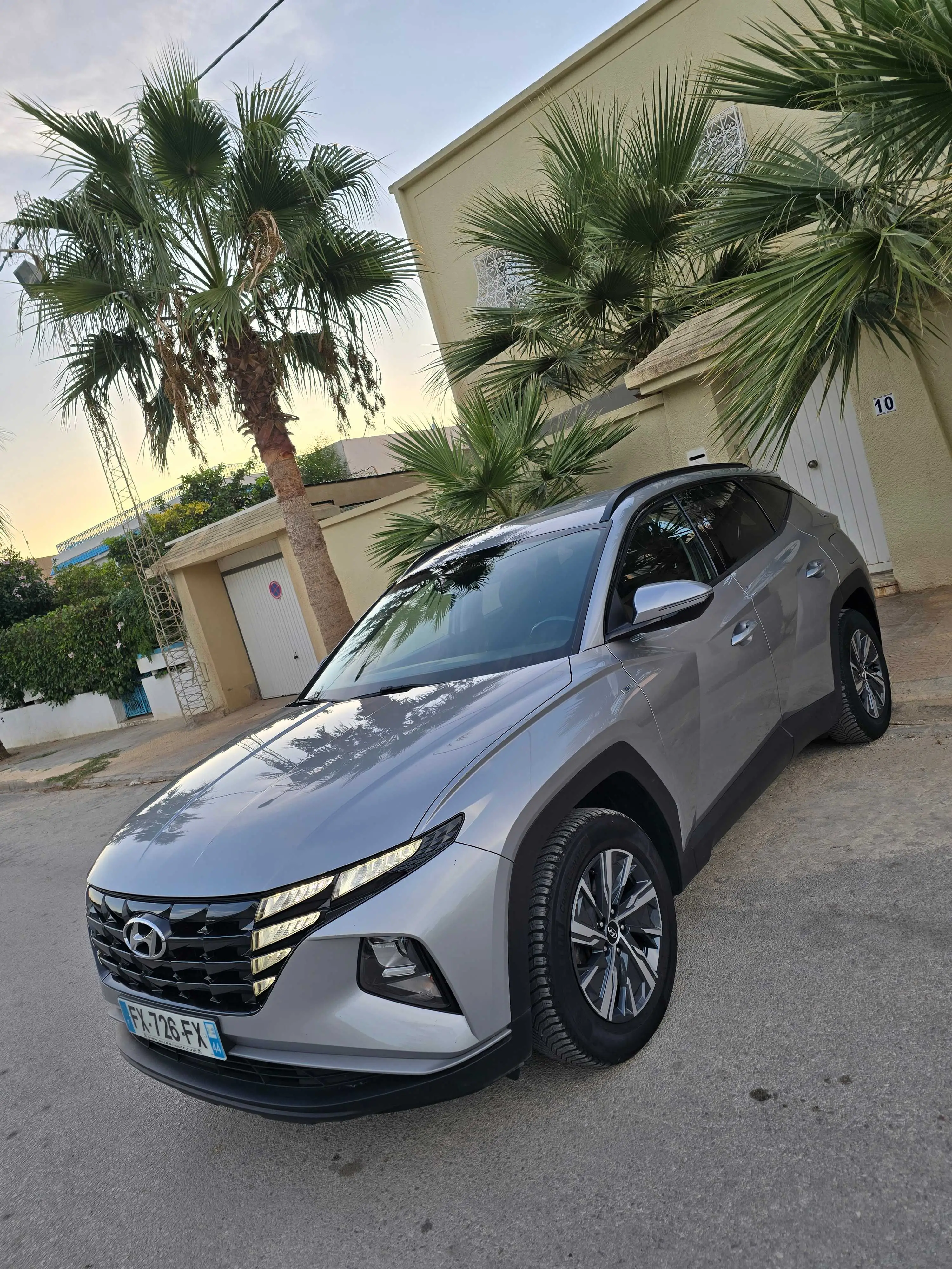  Av Hyundai tucson diesel modéle 2022 ttoption importée dernière série tél 23964164 