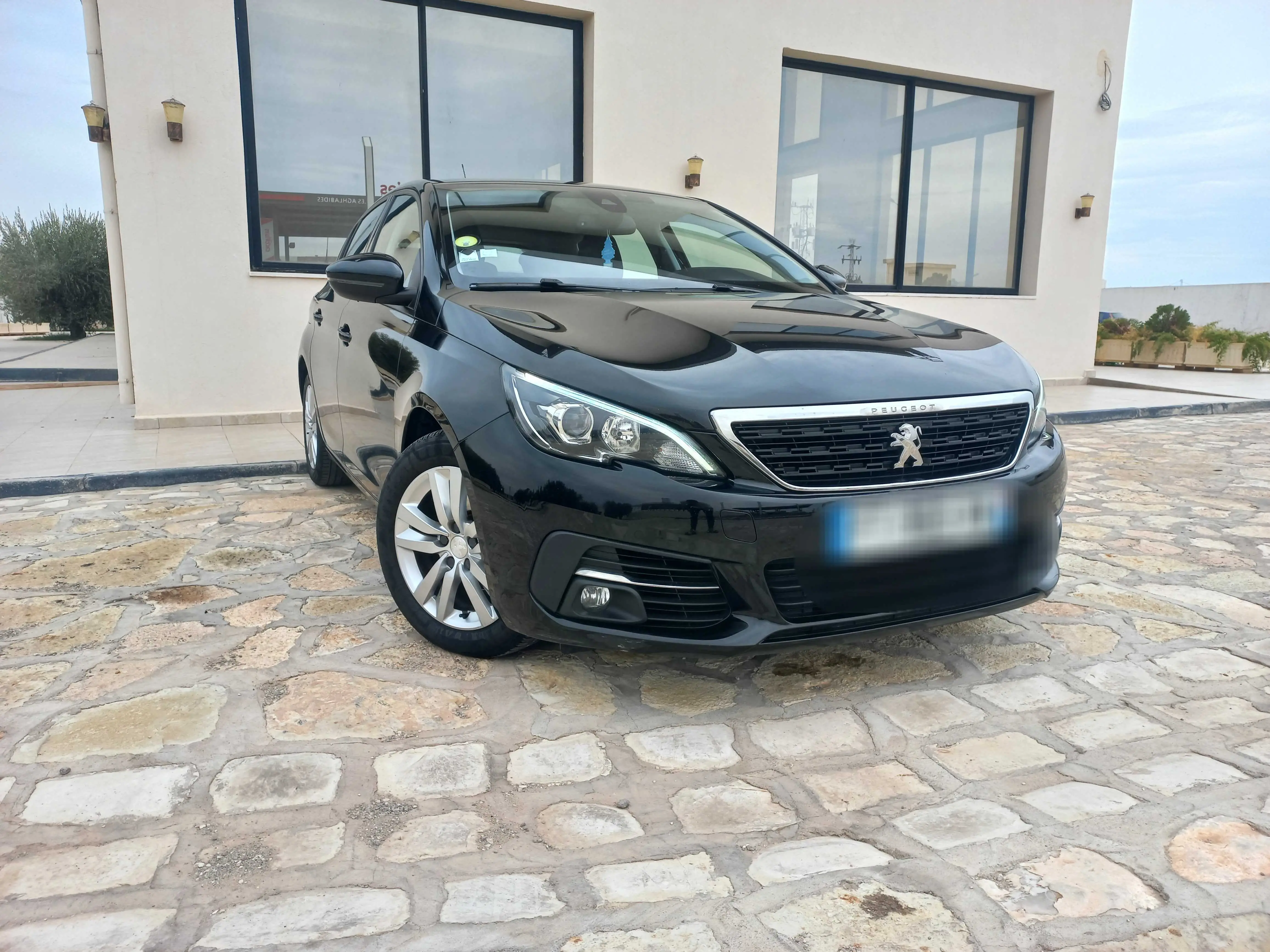  Peugeot 308 ehdi 2021 importé 