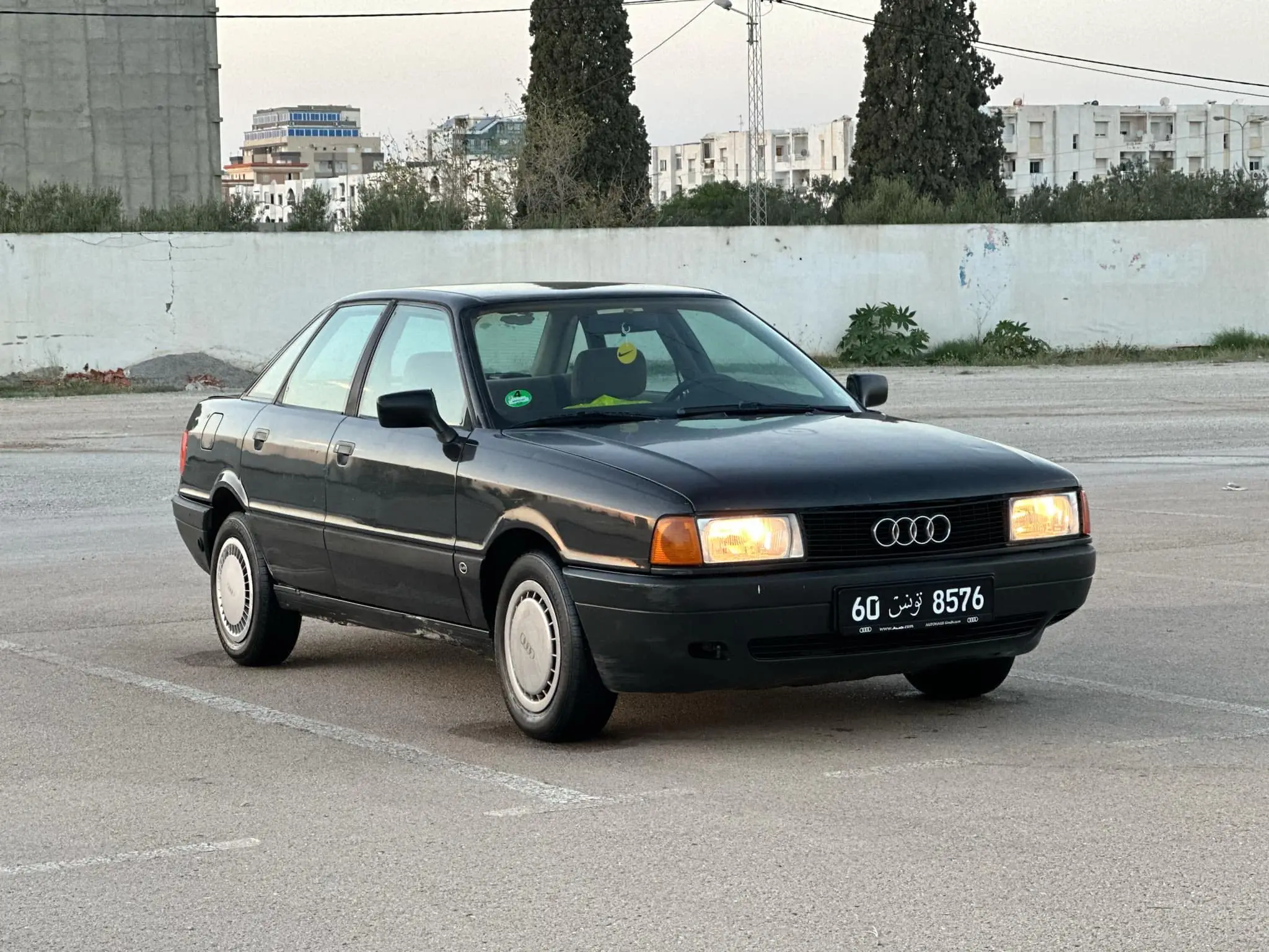  AUDI 80(unique en tunisie)???????? 