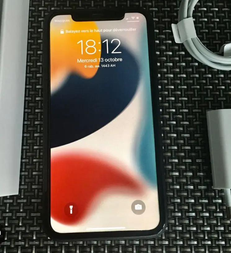  Iphone 11 64gb noir 