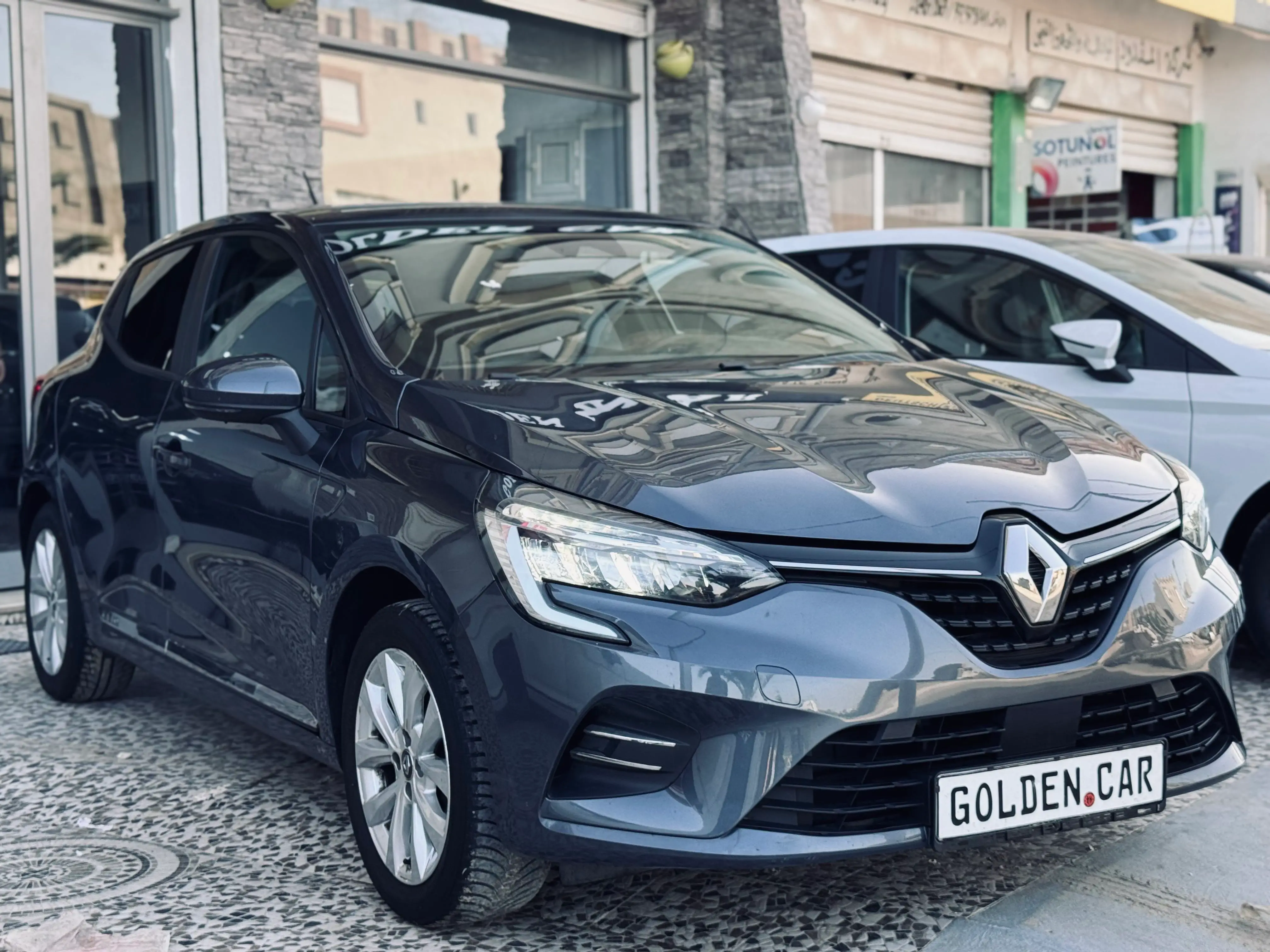  Renault clio intense 