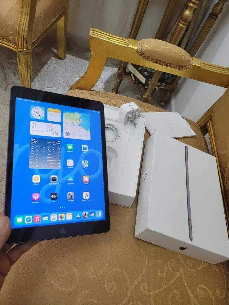  Ipad 9 ème generation ios 18 stockage 64g 