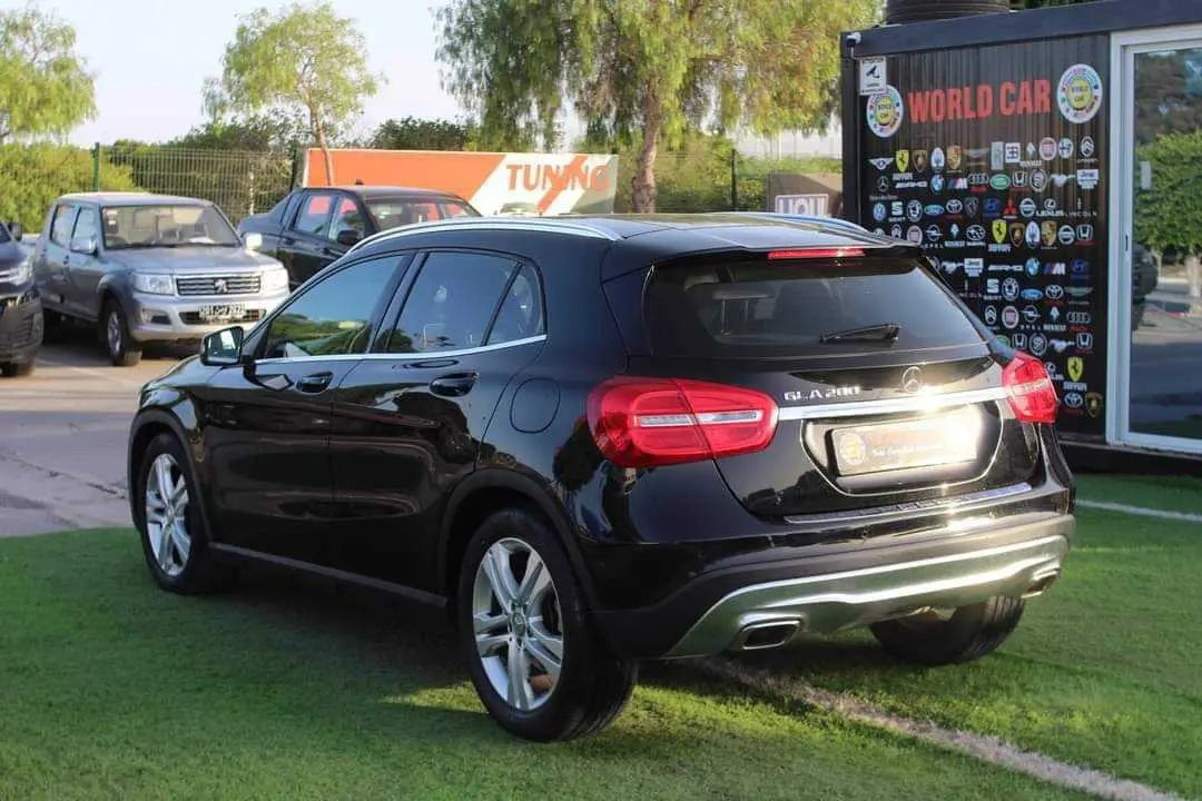  Mercedes GLA 