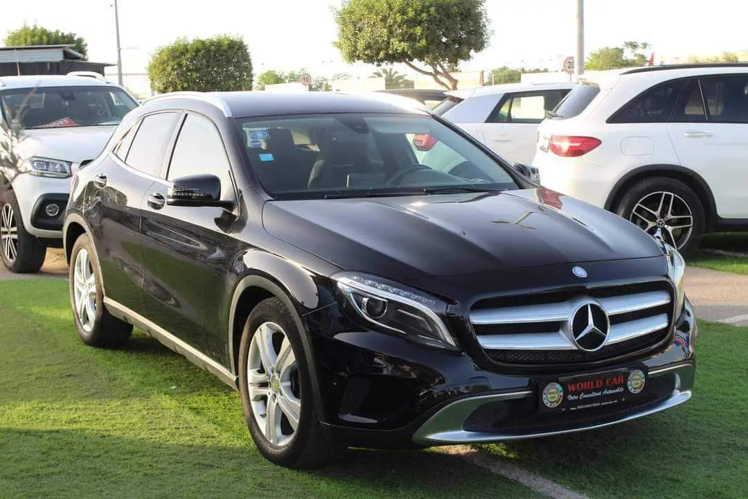  Mercedes GLA 