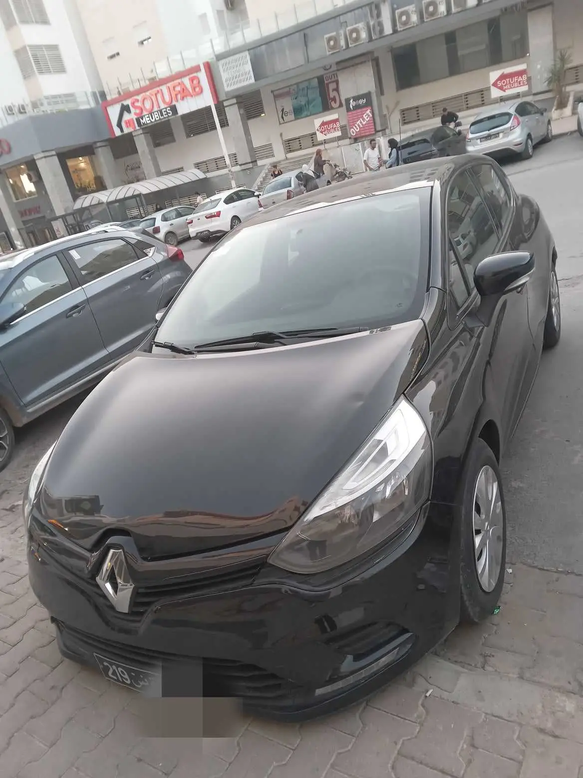  Clio dynamique 1ère main tél 58515969 