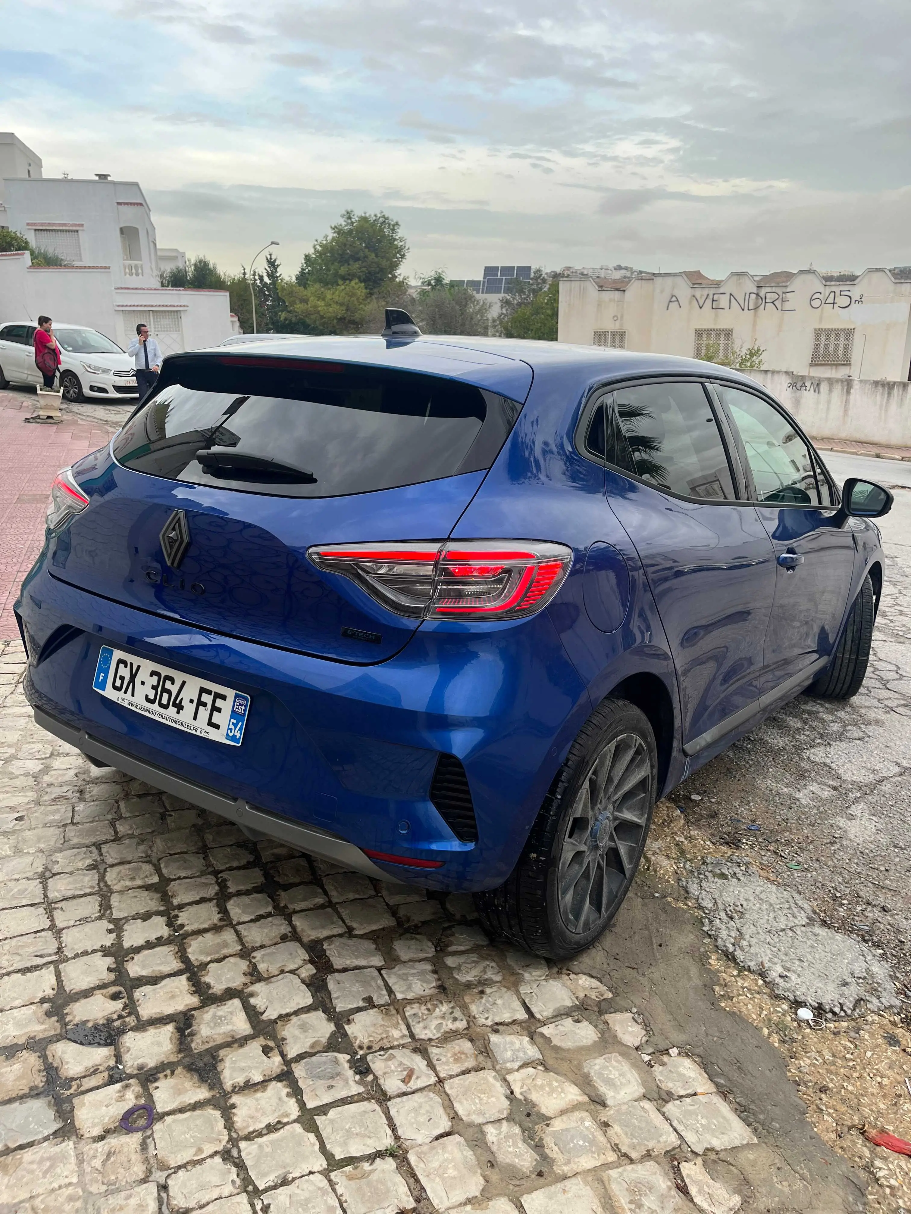  à vendre Clio alpine v1.6 hybride 