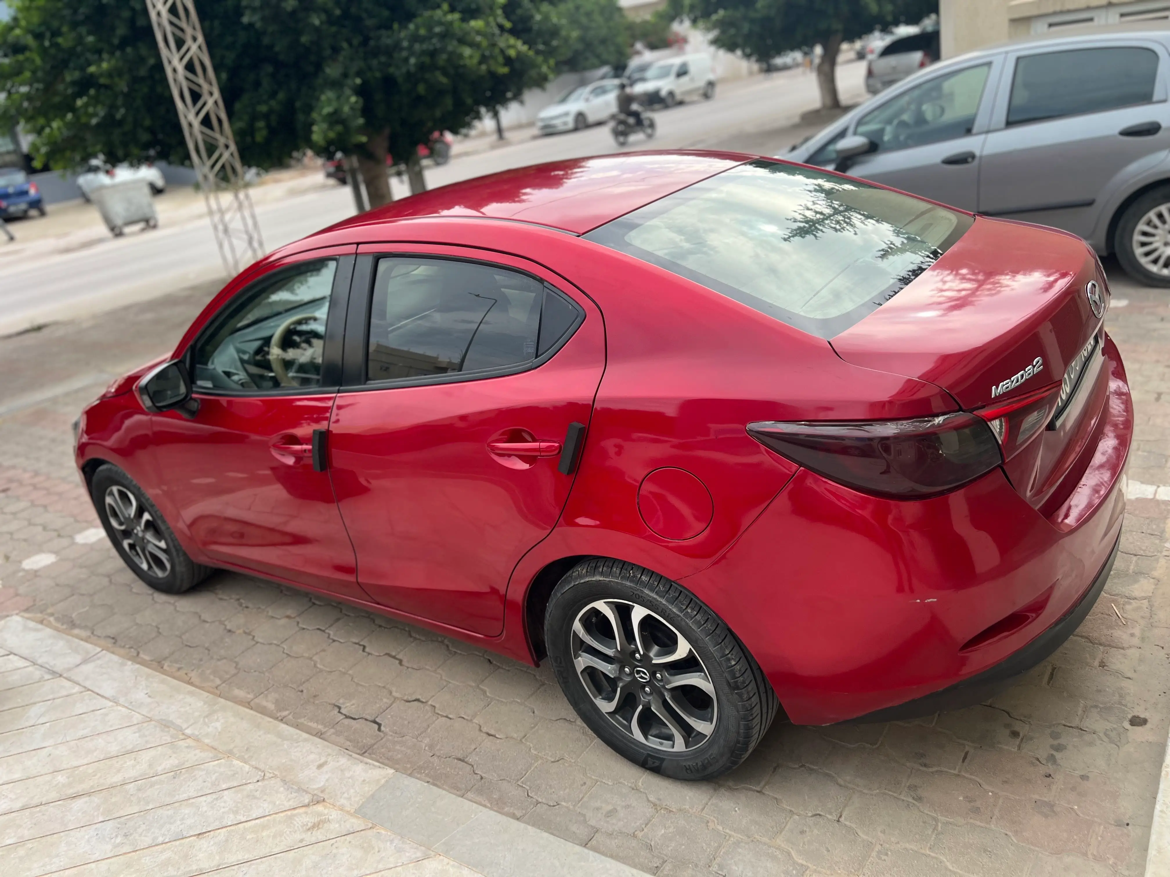  Mazda 2 sedan boîte 6 