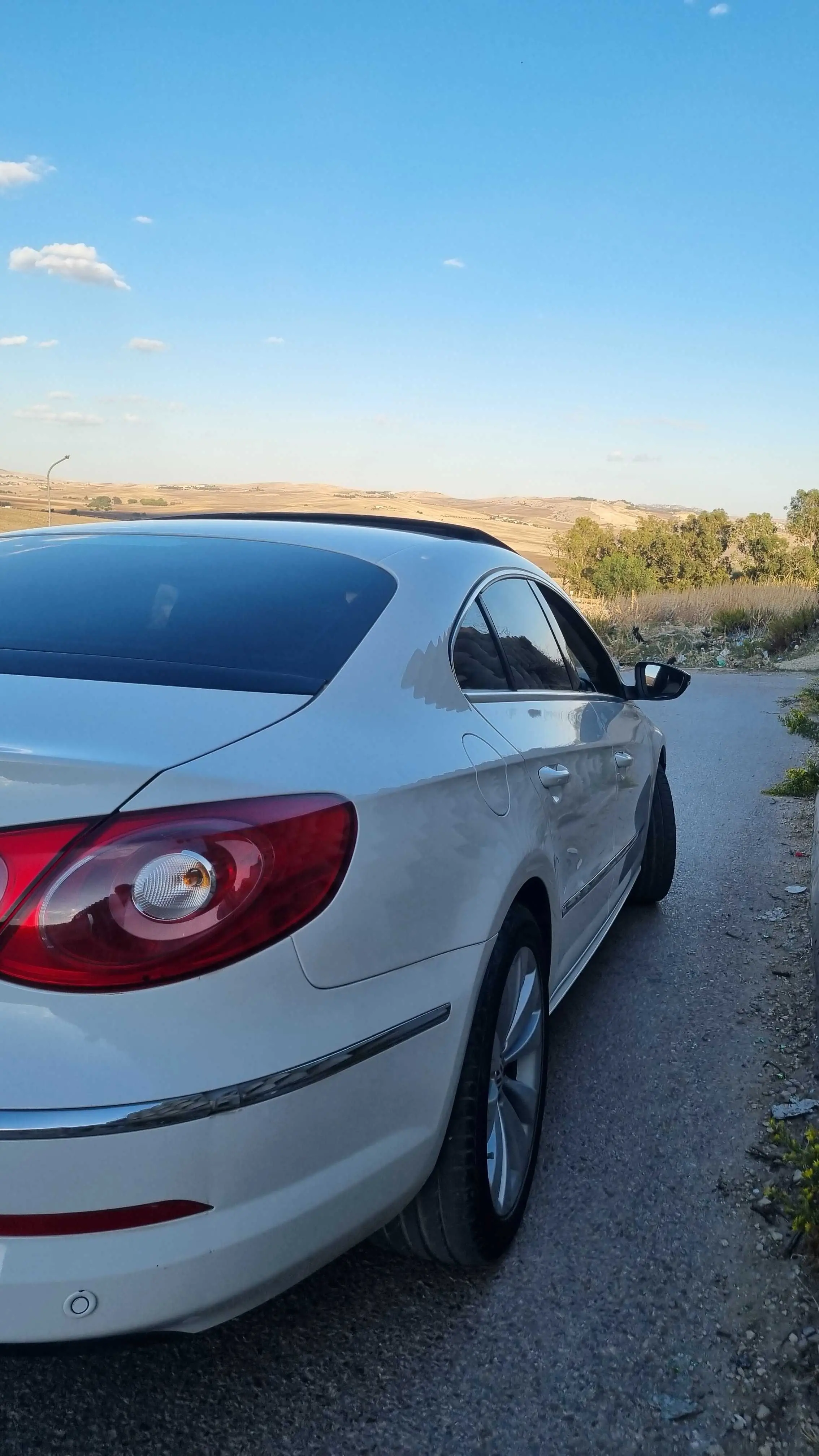  Volkswagen Passat CC Confortline Voiture 1ér main Fin série.Tél 52 618 326 