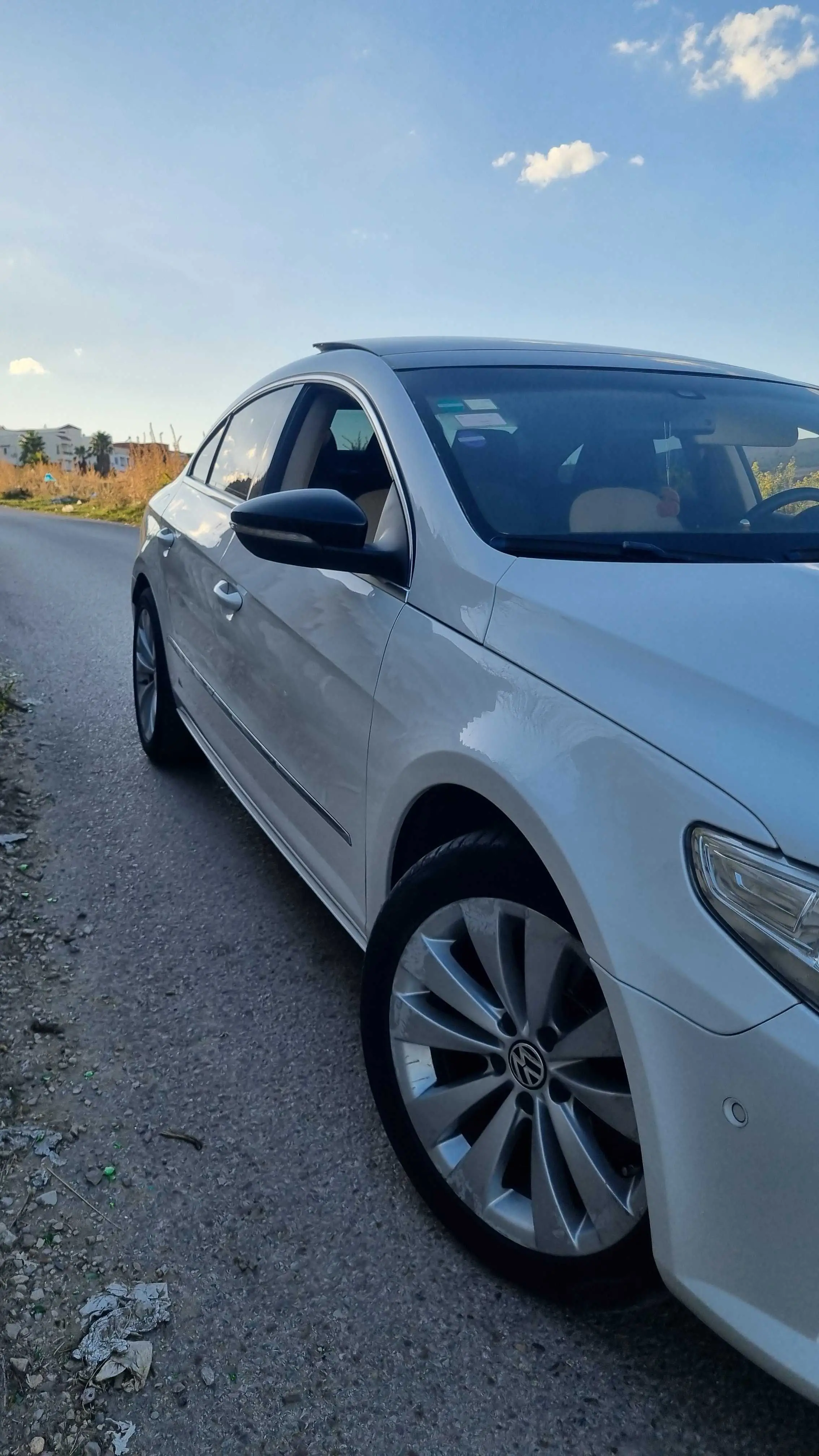  Volkswagen Passat CC Confortline, Voiture 1ér main Fin série tél 52 618 326 