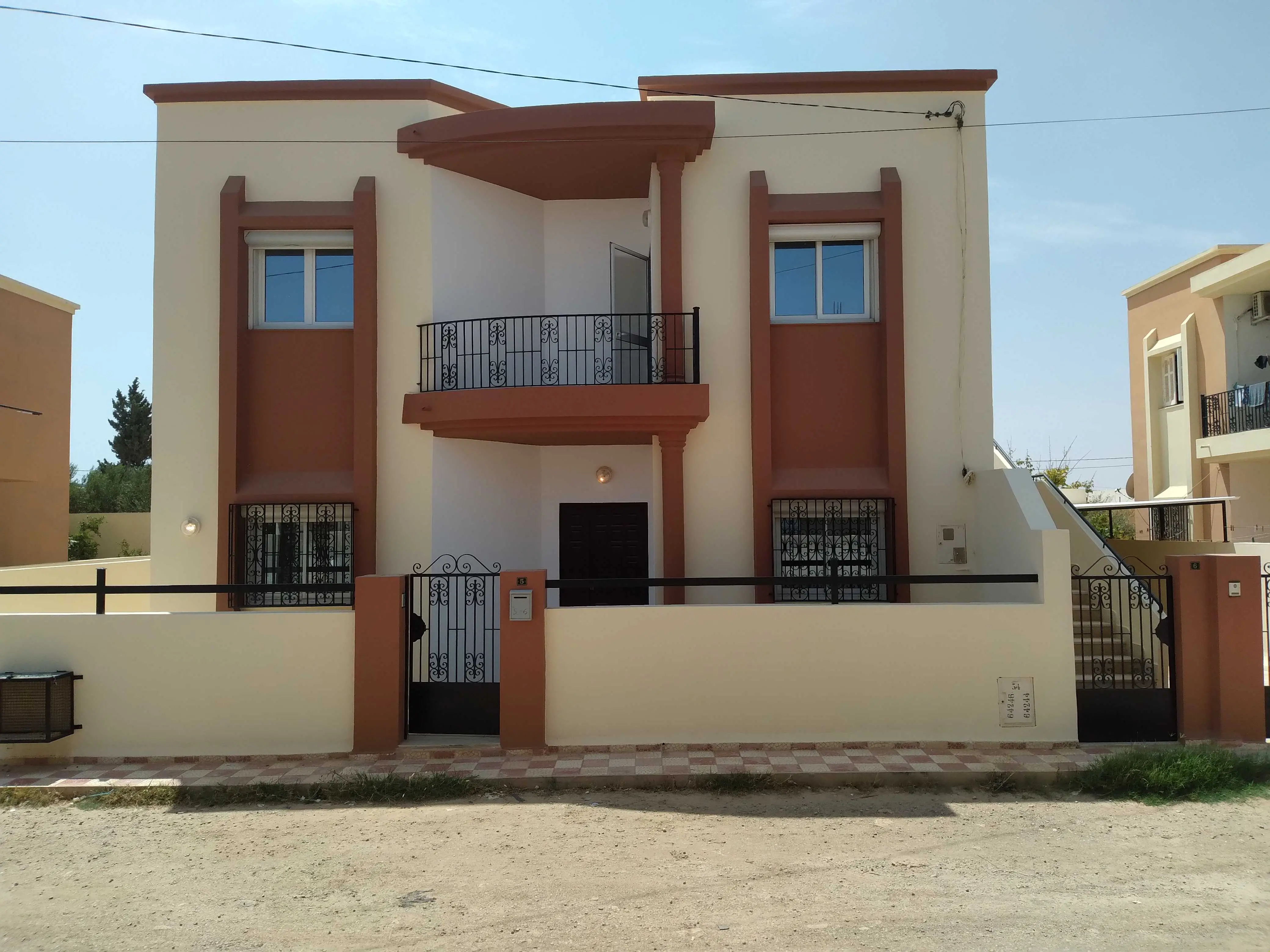  Une belle maison a vendre 