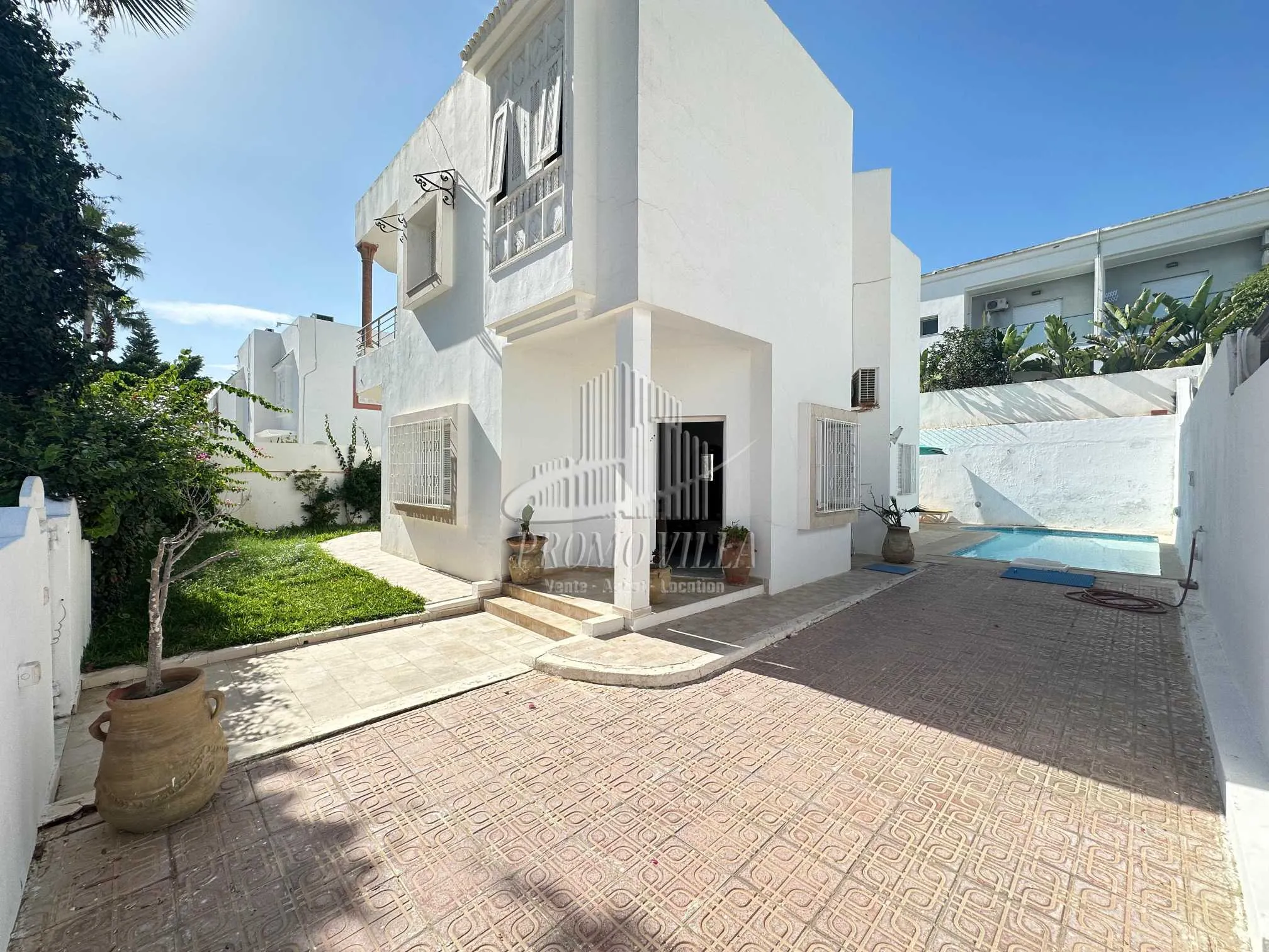  Villa moderne avec piscine et jardin à Mrezga Hammamet – confort et proximité de la mer 