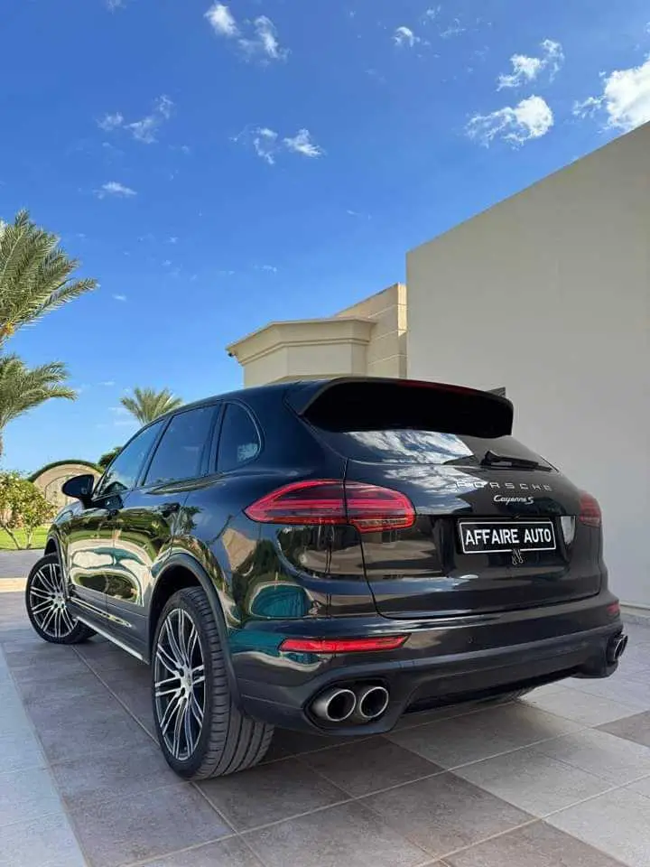  PORSCHE CAYENNE 