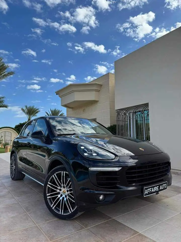  PORSCHE CAYENNE 