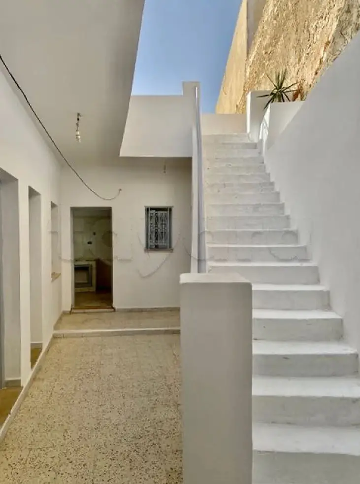  A vendre maison arbi a Hammam Sousse 