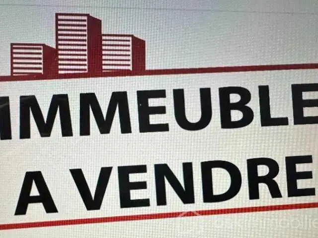  immeuble r+5 commercial et résidentiel à chatt mariem 