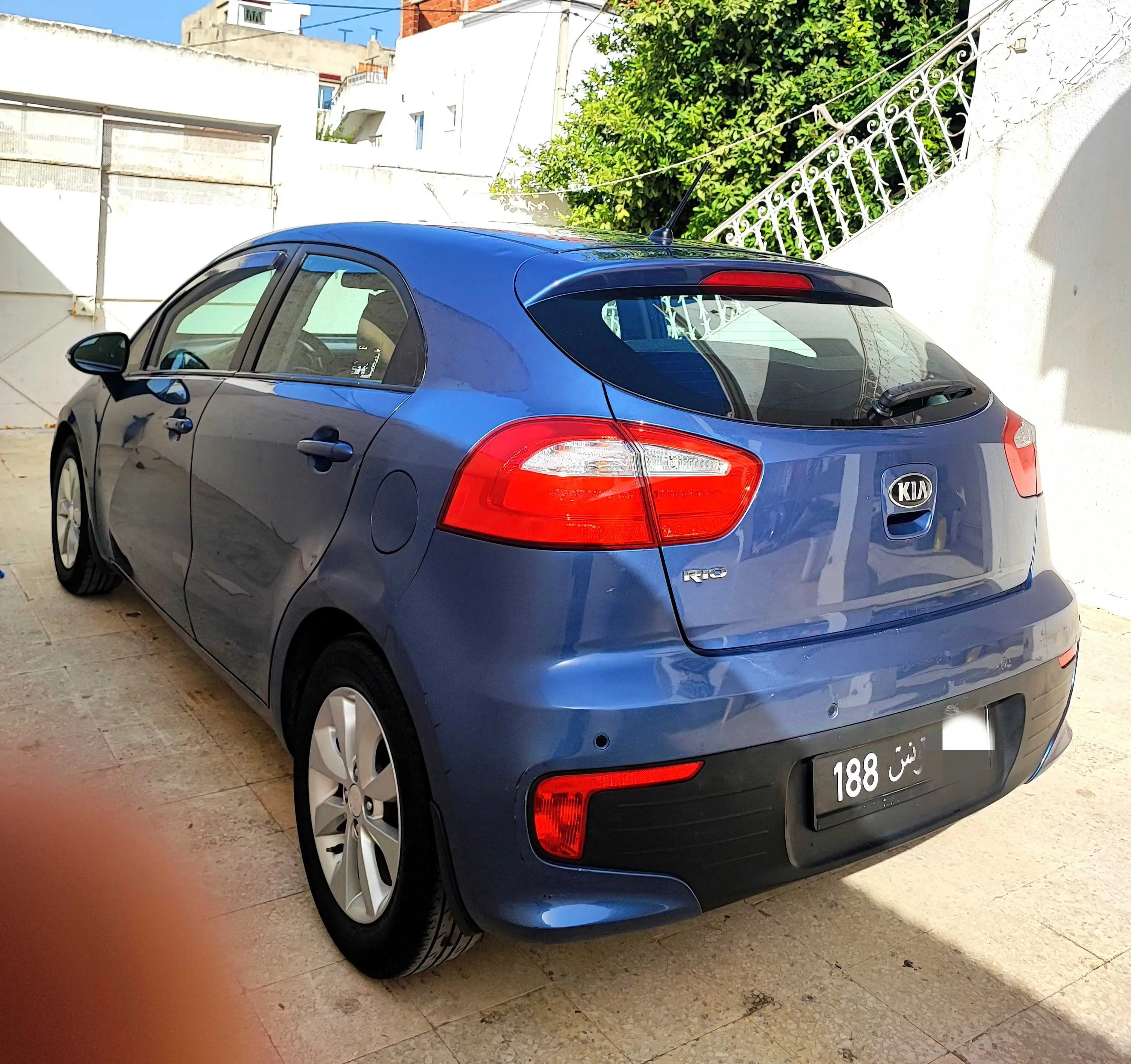  Kia Rio 