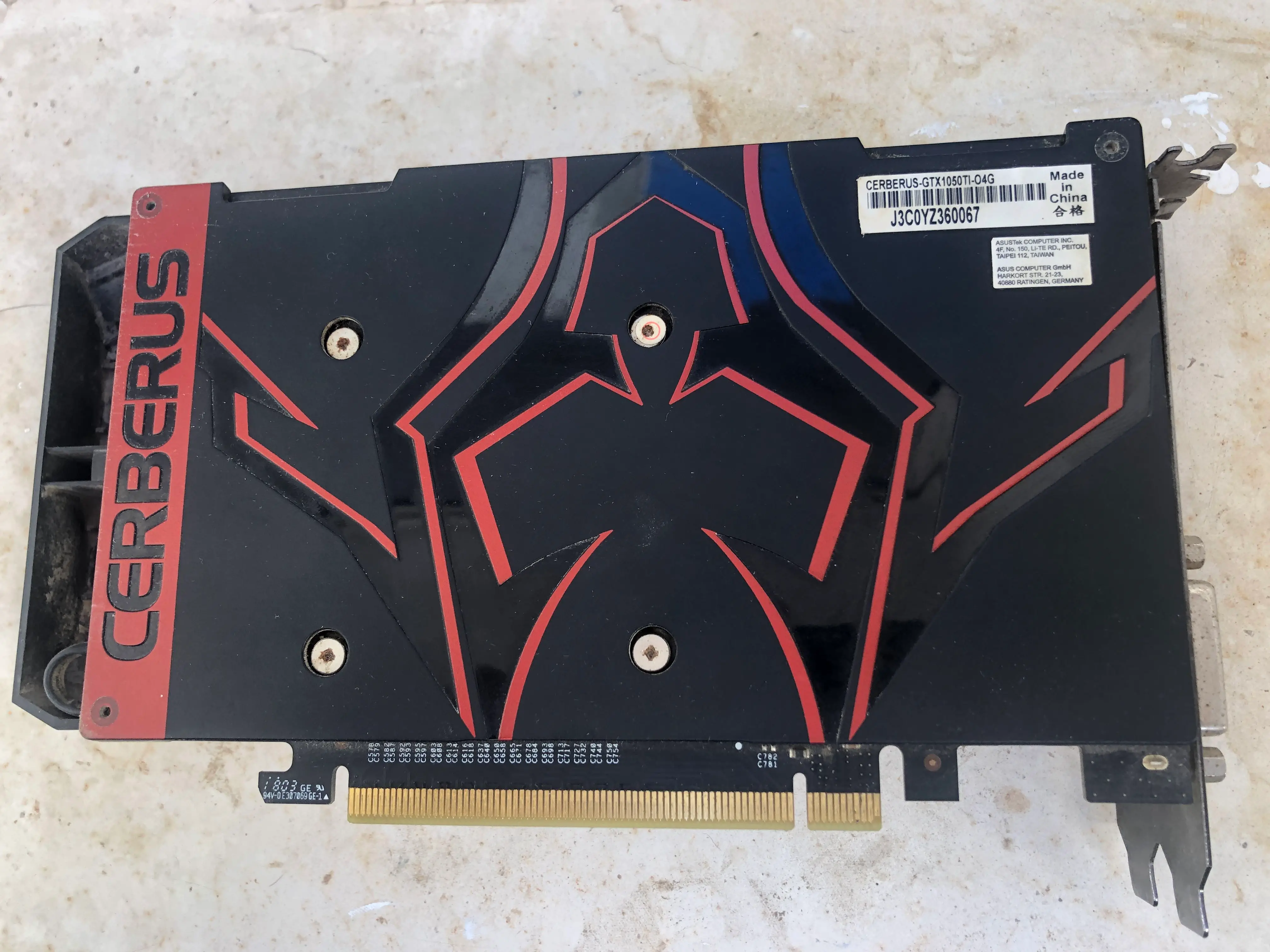  CARTE GRAPHIQUE ASUS GTX 1050 TI / 4 GO 