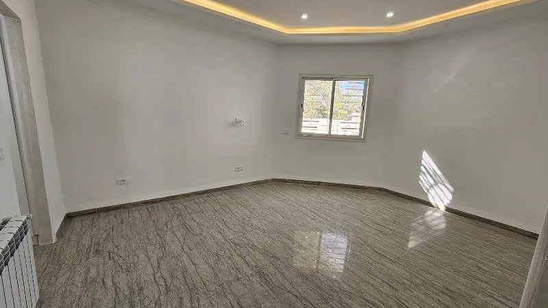  location d'un appartement s1 1ére étage manar1 1050dt 